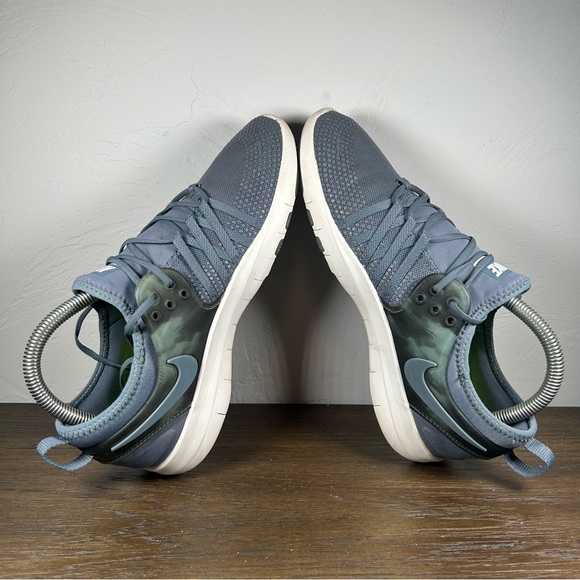 Nike Free TR 7 Women's Athletic Shoes size 7.5 - Picture 6 of 7